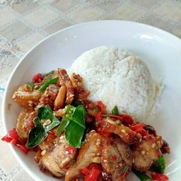 ข้าวหมูทอดพริกเกลือ