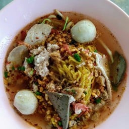 หนูเอ๋ ก๋วยเตี๋ยวหมูต้มยำสูตรโบราณ