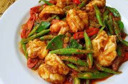 ผัดพริกแกงรวมมิตร