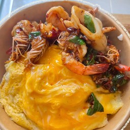 กะเพราทะเลไข่ข้น