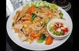 ข้าวผัดหมู