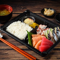 1446 Sashimi Set