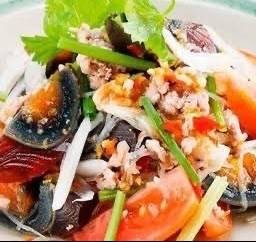 ยำไข่เยี่ยวม้า2ฟอง