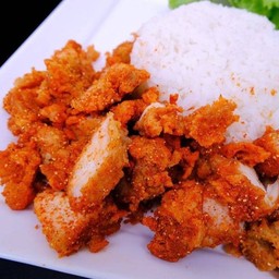 ข้าวไก่กรอบวิ้งแซ่บ