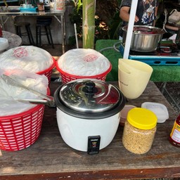 เส้นขนมจีนเปล่า