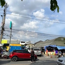 ตลาดแยกหนองใหญ่