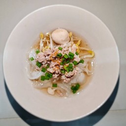 น้ำใส หมู