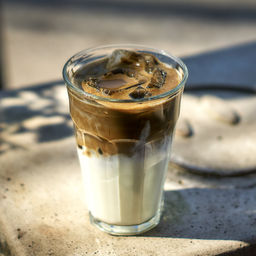 Iced Hojicha Latte