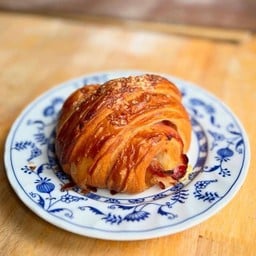 Croissant Smoked Ham and Cheese