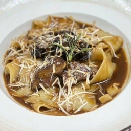 Pappardelle beef ragu