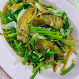 ครัวท้ายบ้าน (อาหารไทย)