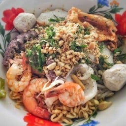 ร้าน ก๋วยเตี๋ยวต้มยำนายหรั่ง ร้าน ก๋วยเตี๋ยวต้มยำนายหรั่ง