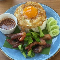 ข้าวหมูแดดเดียวจิ้มแจ่ว