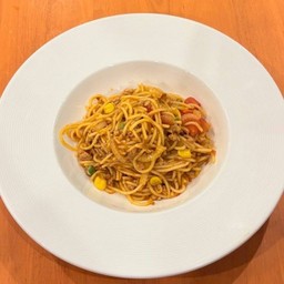 สปาเกตตีผัดซอสหมู