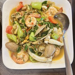 ผัดฉ่าทะเล