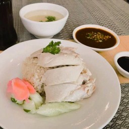 ข้าวมันไก่ต้ม