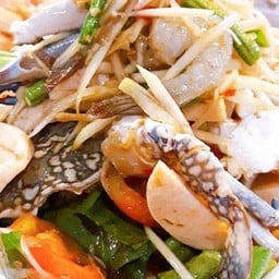 ตำปูม้า1+กุ้ง5+หมูยอ1