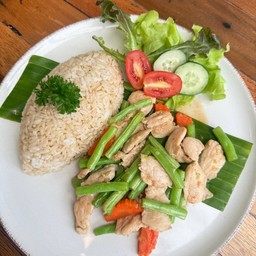 ข้าวอกไก่ผัดถัวแขกคลีน