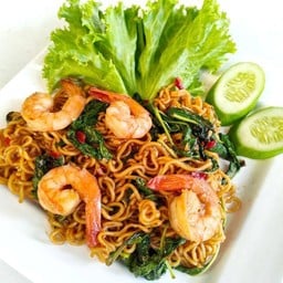 มาม่าผัดกะเพรา