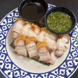 หมูกรอบ น้ำจิ้ม 150g