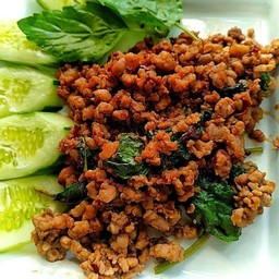 กะเพราเนื้อวากิวสับ