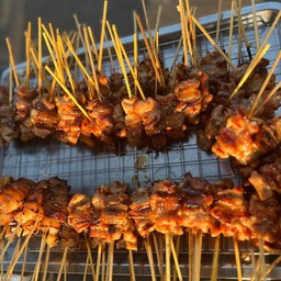 หมูปิ้งโบราณ 20แถม2 ไม้ข้าวเหนียว 4 ห่อ