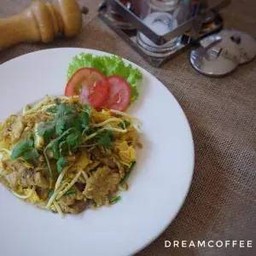 เตี๋ยวหมูผัด (เส้นใหญ่)