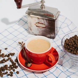 กาแฟนมกลาง (ร้อน) (Hot Medium Coffee with milk)