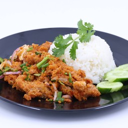 ข้าวยำไก่แซ่บ