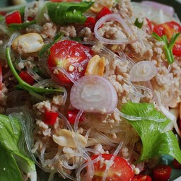 ยำวุ้นเส้นหมูสับ