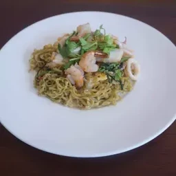 สุกี้แห้งเส้นหมี่ผัก