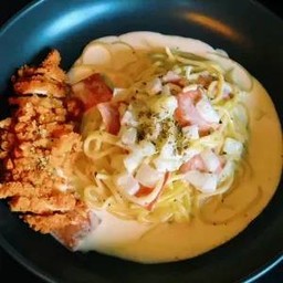 กลับตานี คอฟฟี่ & โรตีเฮาส์ จอมบึง