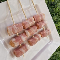 เบคอนใส้กรอก