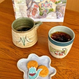Penmitr (เป็นมิตร) coffee & friends