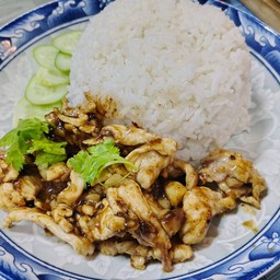 ไก่กระเทียมราดข้าว