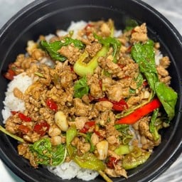 ม.มนตรีอาหารตามสั่ง รังสิตคลอง4