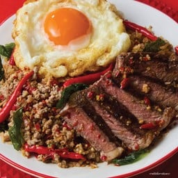 ข้าวกะเพราป่าเถื่อน เนื้อพิคานย่า+เนื้อสับ