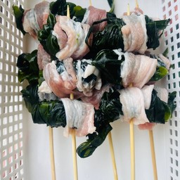 หมูพันสาหร่าย