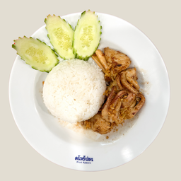 ข้าวราดกระเทียมปลาหมึก
