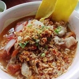 บะหมี่น้ำต้มยำ หมูแดง