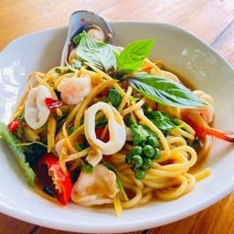 Spicy Spaghetti with Seafood