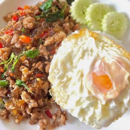 ข้าวกะเพราหมูสับ+วุ้นเส้น+ไข่ดาว