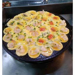 ป้าเร ผัดไทยหอยทอด(ตลาดฟรีเวฟ)A04