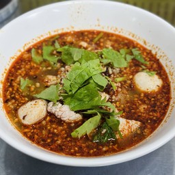 ก๋วยเตี๋ยวหมูสด ต้มยำ