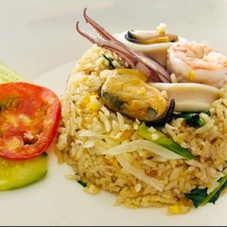 ข้าวผัดทะเล