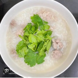 ข้าวต้มหมูสับ