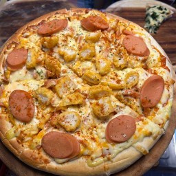 พิซซ่าคุณหนู  (ฮาลาน) (เจ้าเดียวกับถนนเดิน)