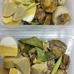 ไข่ข้าวเฟื่องฟู