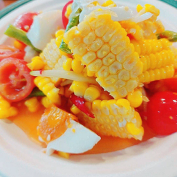 ตำข้าวโพดไข่เค็ม