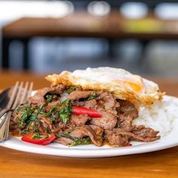 ข้าวกะเพรา เนื้อสด(แยกข้าว แยกกับ)